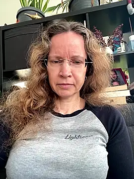 AnnikaRose online show from March 2026 07:37:02 AM