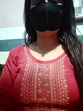 Aishwaryaa 69 online show from February 2025 01:56:02 PM
