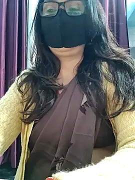 Aishwaryaa 69 online show from December 2025 10:22:02 AM