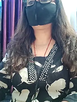 Aishwaryaa 69 online show from February 2026 10:11:02 AM