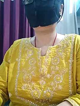 Aishwaryaa 69 online show from April 2026 03:04:02 AM