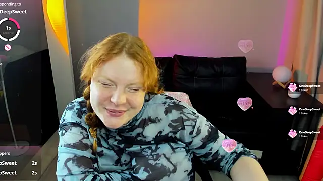 Snapshot of Cassie_xKiss chatting on June 2026 12:32:02 AM Cassie xKiss online show from June 2026 12:32:02 AM