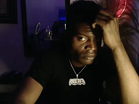 Snapshot of elnigga21 chatting on April 2026 08:24:02 PM elnigga21 online show from April 2026 08:24:02 PM