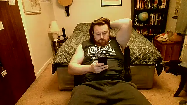 Hairy Guy30 online show from February 2025 09:20:02 PM