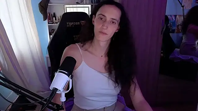 MemiKouki online show from February 2026 04:34:02 PM