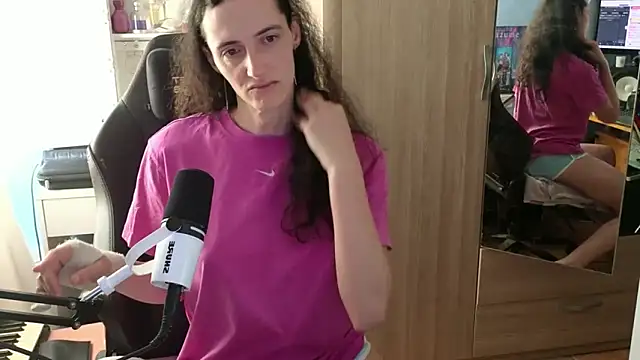 MemiKouki online show from April 2026 10:30:01 AM