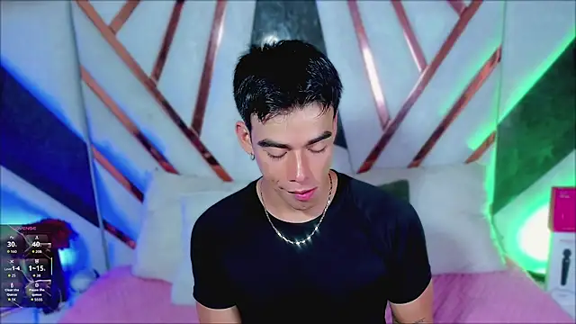 its liam18 online show from April 2026 09:53:01 PM