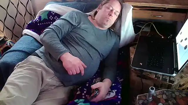 Mic Oxinner online show from January 2025 05:23:01 PM