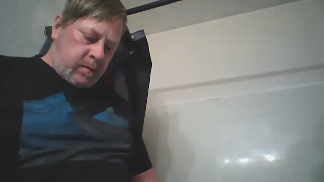 Snapshot of Mic_Oxinner chatting on June 2026 12:55:02 PM Mic Oxinner online show from June 2026 12:55:02 PM
