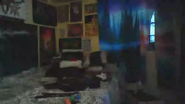 Snapshot of Mic_Oxinner chatting on June 2026 01:01:02 PM Mic Oxinner online show from June 2026 01:01:02 PM