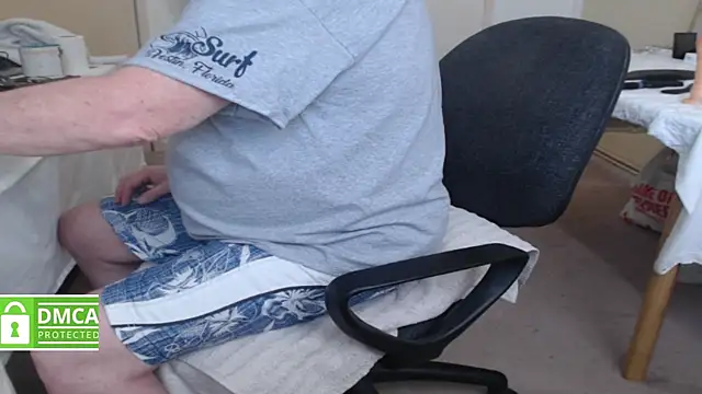 john little one1 online show from April 2026 01:48:02 PM