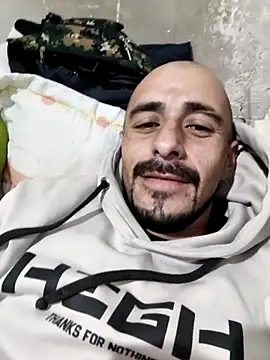 Snapshot of fire_menxxx001 chatting on February 2026 08:35:02 AM fire menxxx001 online show from February 2026 08:35:02 AM