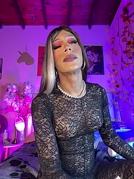Snapshot of Alexa_Chanell_Oficial chatting on June 2026 05:06:02 AM Alexa Chanell Oficial online show from June 2026 05:06:02 AM