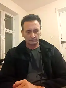 Snapshot of Viause_Kentauelle chatting on January 2025 06:24:02 PM Viause Kentauelle online show from January 2025 06:24:02 PM