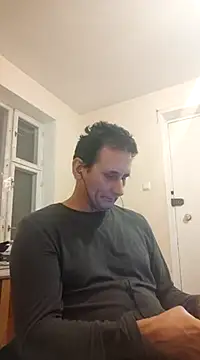 Snapshot of Viause_Kentauelle chatting on February 2025 11:02:01 PM Viause Kentauelle online show from February 2025 11:02:01 PM