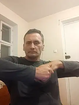 Snapshot of Viause_Kentauelle chatting on February 2025 08:33:02 PM Viause Kentauelle online show from February 2025 08:33:02 PM