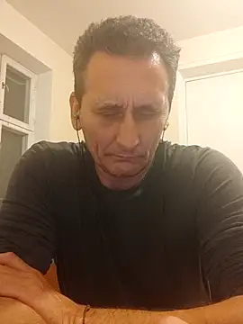 Snapshot of Viause_Kentauelle chatting on March 2025 06:23:02 PM Viause Kentauelle online show from March 2025 06:23:02 PM