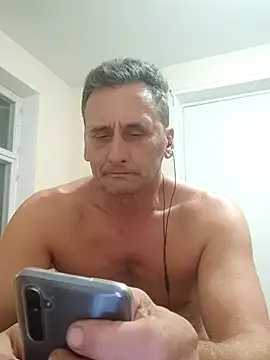 Snapshot of Viause_Kentauelle chatting on September 2025 06:24:01 PM Viause Kentauelle online show from September 2025 06:24:01 PM