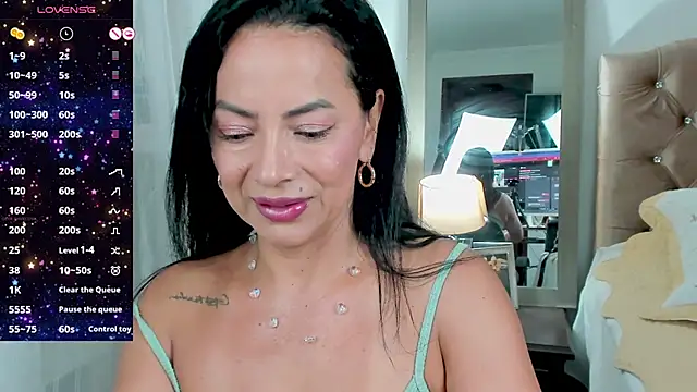 Snapshot of veronika_naughty chatting on January 2025 04:08:02 PM veronika naughty online show from January 2025 04:08:02 PM