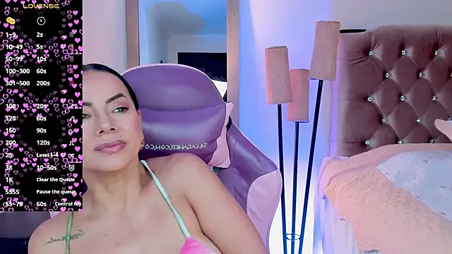 Snapshot of veronika_naughty chatting on October 2025 02:27:01 PM veronika naughty online show from October 2025 02:27:01 PM