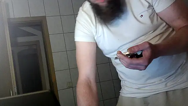 Snapshot of donhulio482 chatting on September 2025 01:18:01 AM donhulio482 online show from September 2025 01:18:01 AM