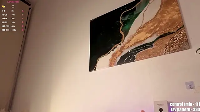 Snapshot of selina_coy chatting on February 2026 09:32:02 PM selina coy online show from February 2026 09:32:02 PM