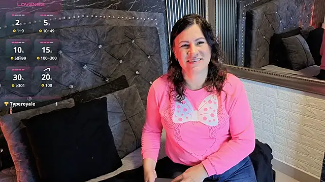 Snapshot of charlotte__G chatting on February 2026 10:25:02 AM charlotte G online show from February 2026 10:25:02 AM