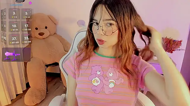 Snapshot of Lovely_celestte chatting on July 2026 08:15:02 PM Lovely celestte online show from July 2026 08:15:02 PM