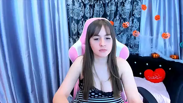 KamilaFoxy online show from October 2025 03:54:02 AM