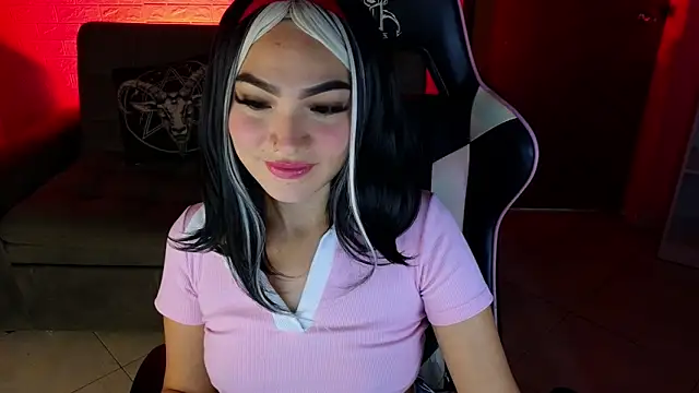 keity moon online show from May 2026 06:49:01 PM