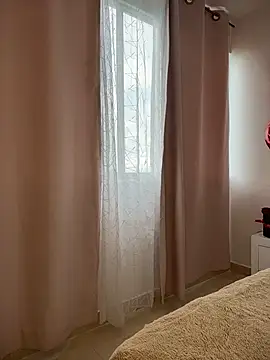 valecruz903 online show from February 2026 04:36:02 PM