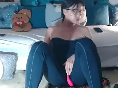 velvet lips01 online show from December 2025 07:52:01 PM