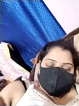 Snapshot of Ruksar-Pathan chatting on February 2025 07:58:01 PM Ruksar-Pathan online show from February 2025 07:58:01 PM