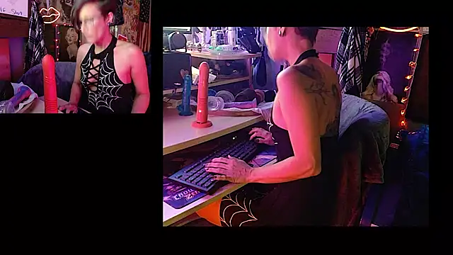 nephilaaranea online show from April 2026 09:46:01 PM