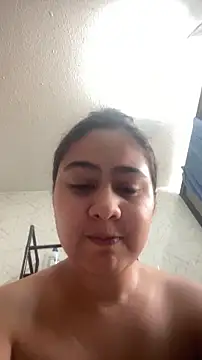 Snapshot of Miabonnett_ chatting on February 2026 02:01:02 PM Miabonnett online show from February 2026 02:01:02 PM