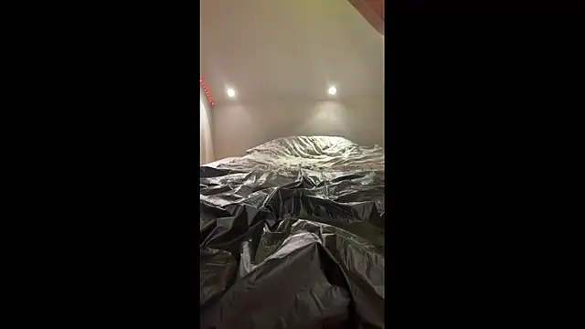 Snapshot of memo666sexy chatting on February 2025 10:31:01 PM memo666sexy online show from February 2025 10:31:01 PM