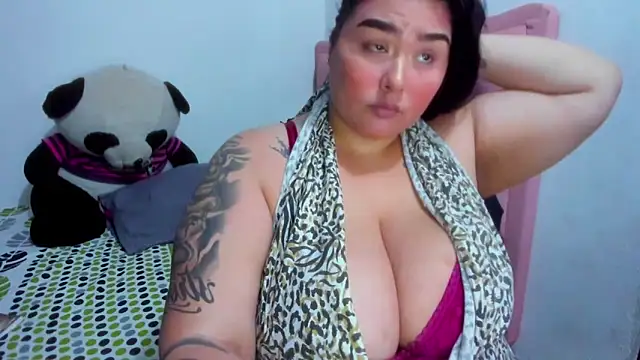 Snapshot of Fernanda_Big_Boobs chatting on June 2026 06:12:01 PM Fernanda Big Boobs online show from June 2026 06:12:01 PM