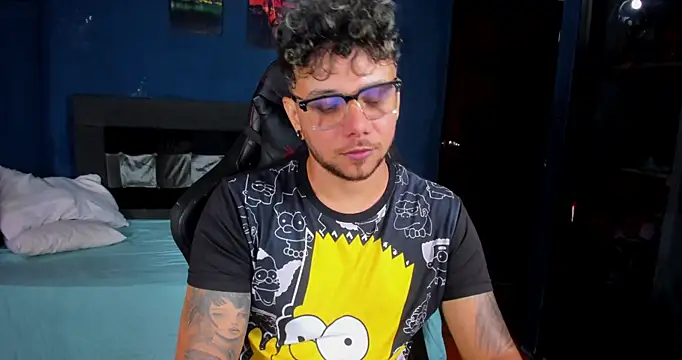 kenintoro online show from December 2025 07:52:01 PM