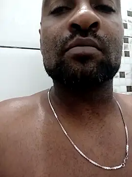 Snapshot of Beto0815 chatting on February 2026 05:20:01 PM Beto0815 online show from February 2026 05:20:01 PM