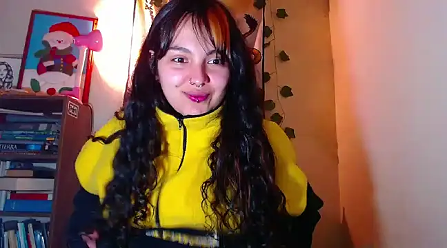 Snapshot of sweetiee_mary chatting on December 2024 06:56:02 AM sweetiee mary online show from December 2024 06:56:02 AM