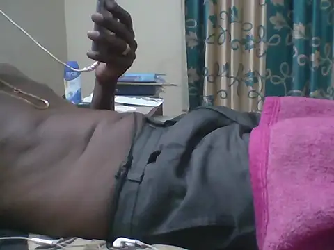 Snapshot of bas1cooks chatting on February 2026 05:58:01 PM bas1cooks online show from February 2026 05:58:01 PM