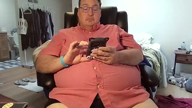 Snapshot of wvalentino chatting on March 2025 07:11:02 PM wvalentino online show from March 2025 07:11:02 PM