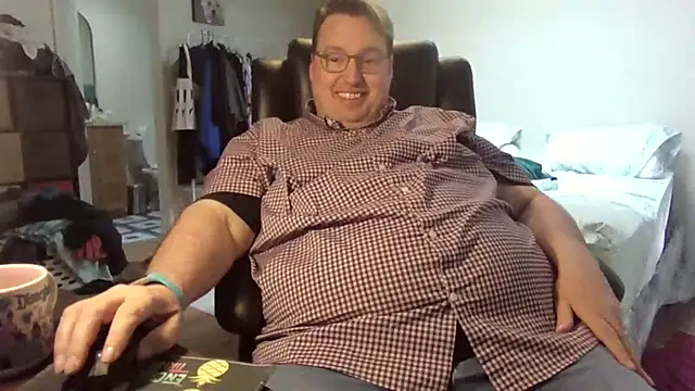 Snapshot of wvalentino chatting on March 2025 10:17:01 PM wvalentino online show from March 2025 10:17:01 PM