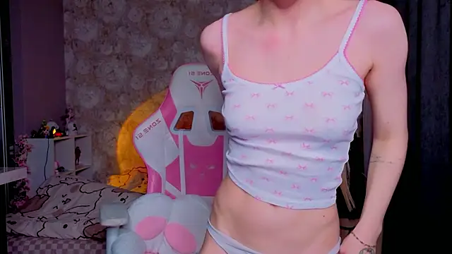 Milia Parker online show from March 2026 11:19:01 PM