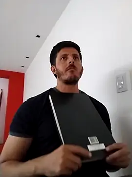 Snapshot of Jota_show chatting on March 2025 09:49:01 PM Jota show online show from March 2025 09:49:01 PM