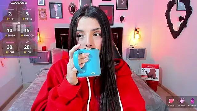 Snapshot of Charlotte__Benett chatting on July 2026 04:28:02 AM Charlotte Benett online show from July 2026 04:28:02 AM
