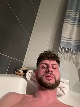 michifolli92 online show from March 2025 02:05:02 PM