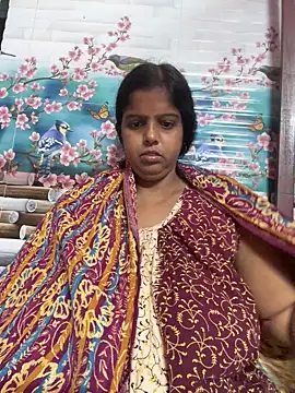 Beauty-queen online show from November 2025 01:12:02 PM