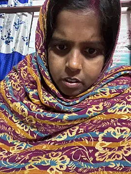 Beauty-queen online show from January 2026 02:19:01 PM