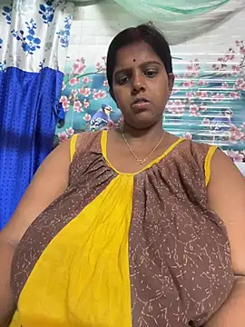 Beauty-queen online show from March 2026 01:26:01 PM